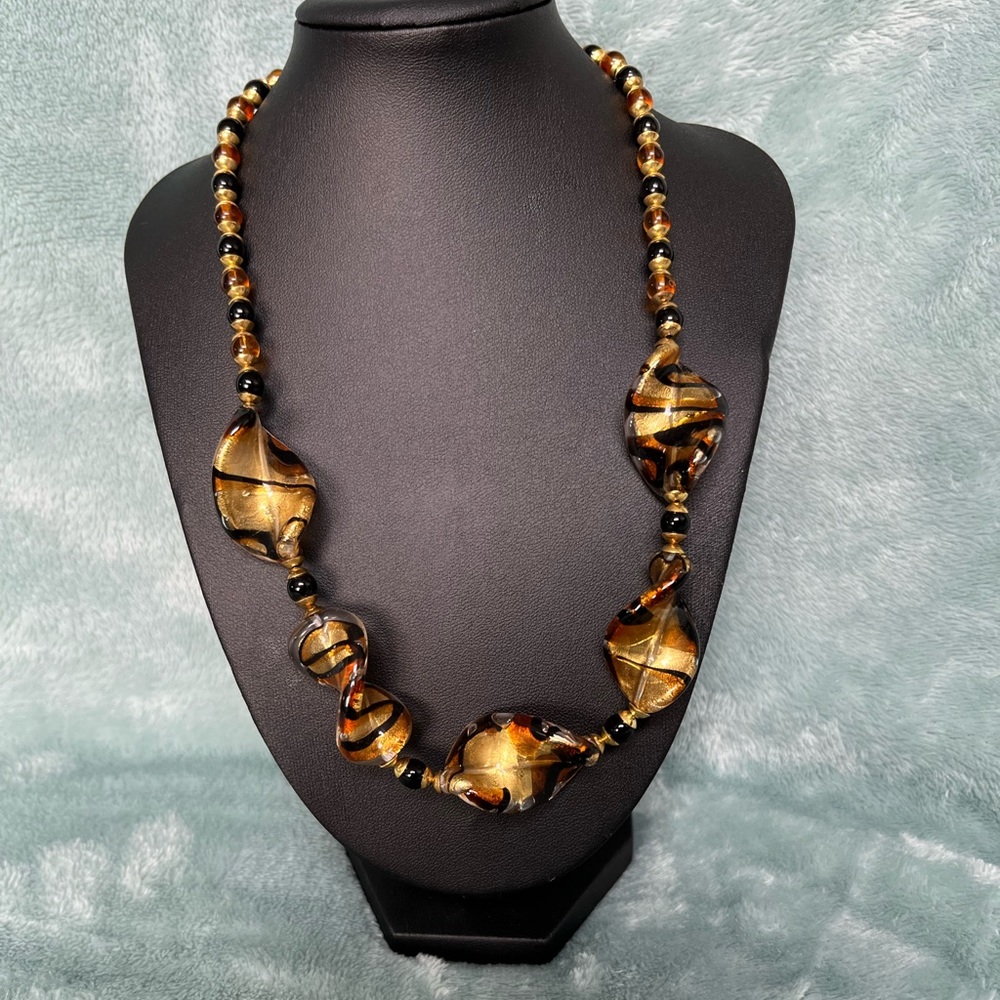 Hilary London Glass Crystal necklace